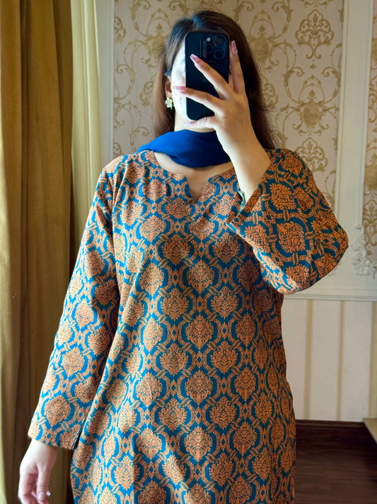 2 Piece Light Khaddar Suit-Printed (Pret)