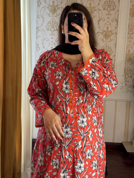 2 Piece Light Khaddar Suit-Printed (Pret)